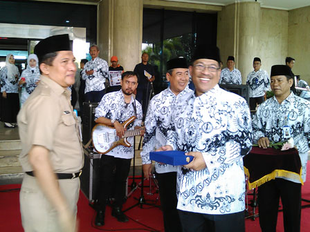 Pencarian PGRI Kab. Tegal - Persatuan Guru Republik Indonesia Cabang Kab. Tegal